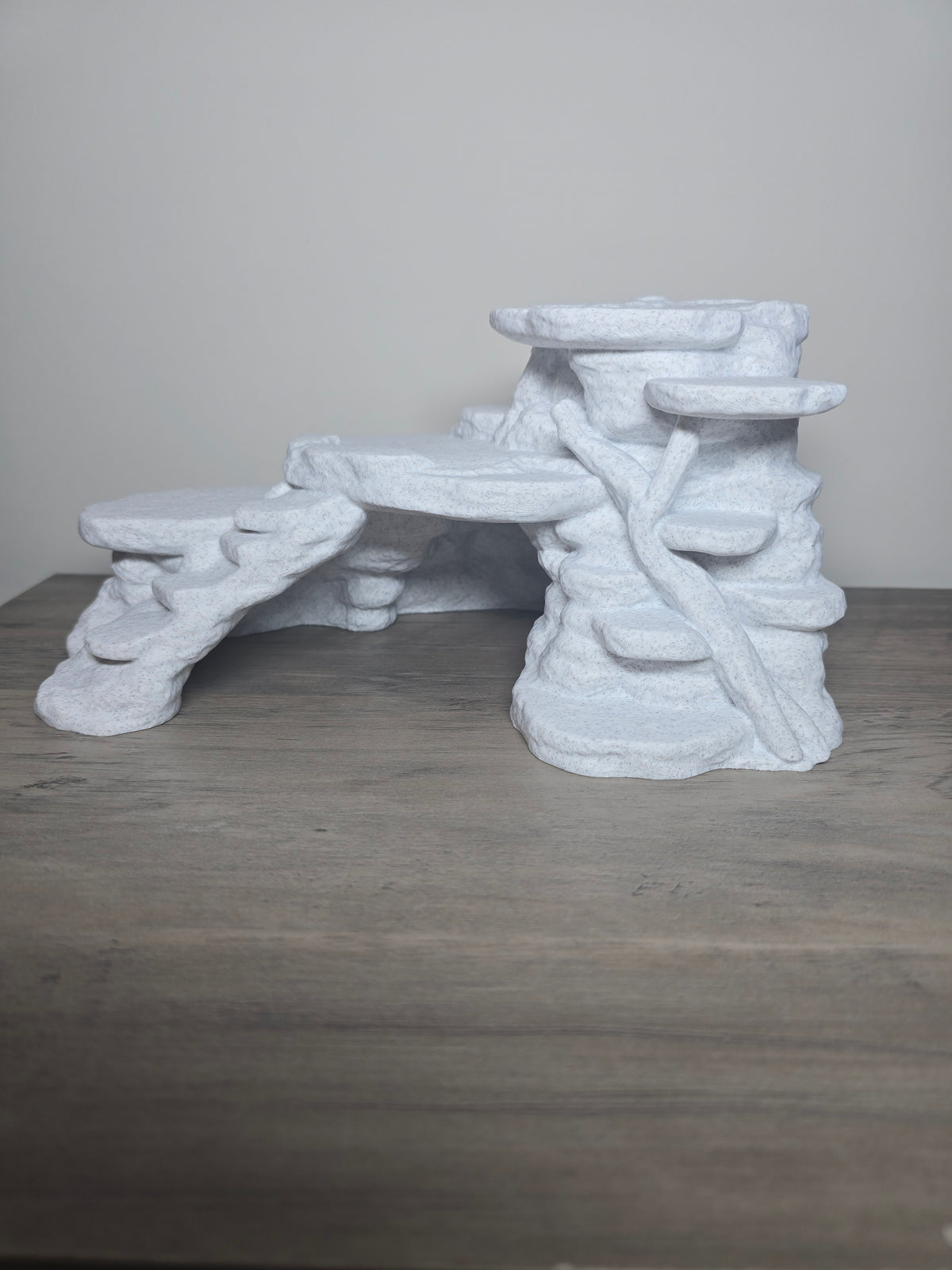 3D Printed Aquarium Rock with Cave | Fish Tank Decor | 4m3d Design Art