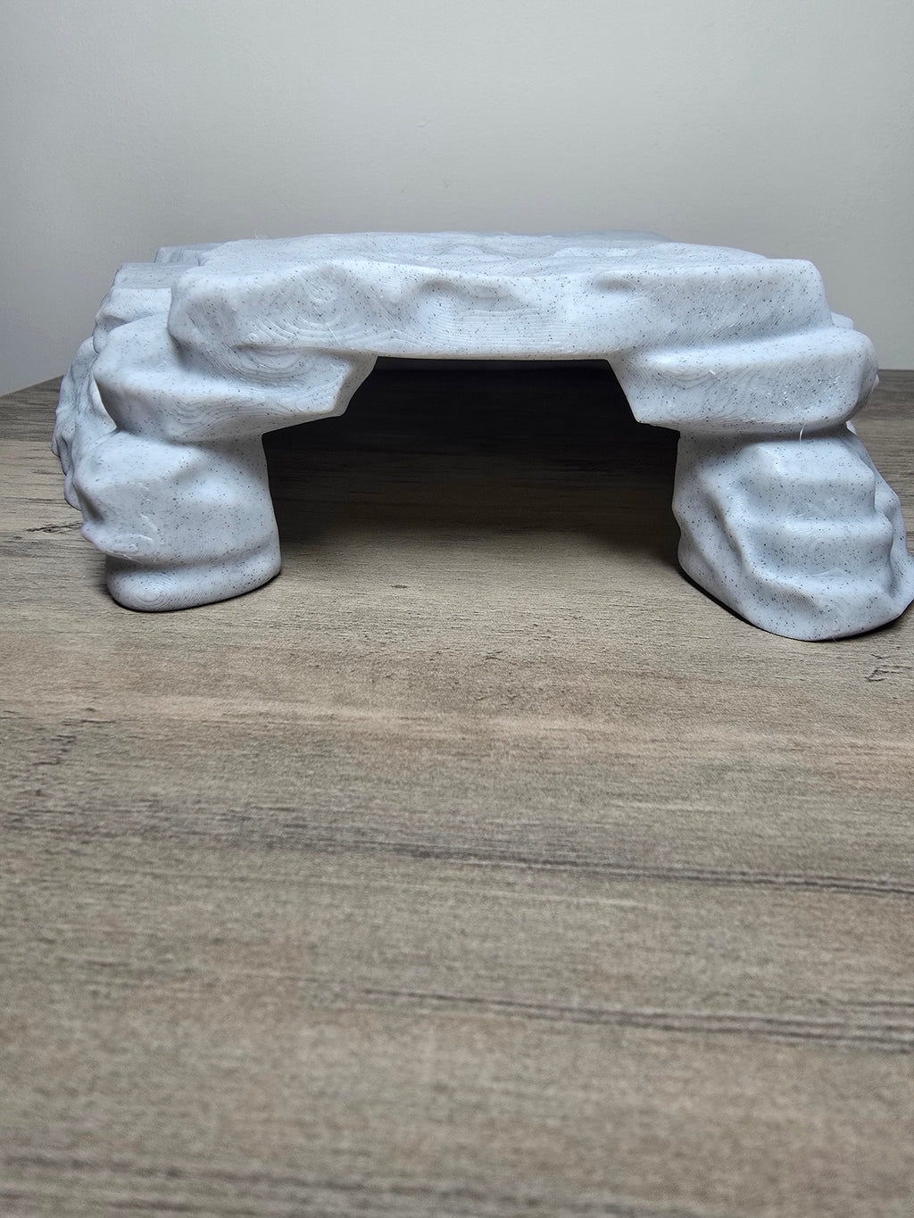 3D Printed Flat Top Rock Cave Aquarium Decor | Custom Color Hideaway | 4m3d Design Art