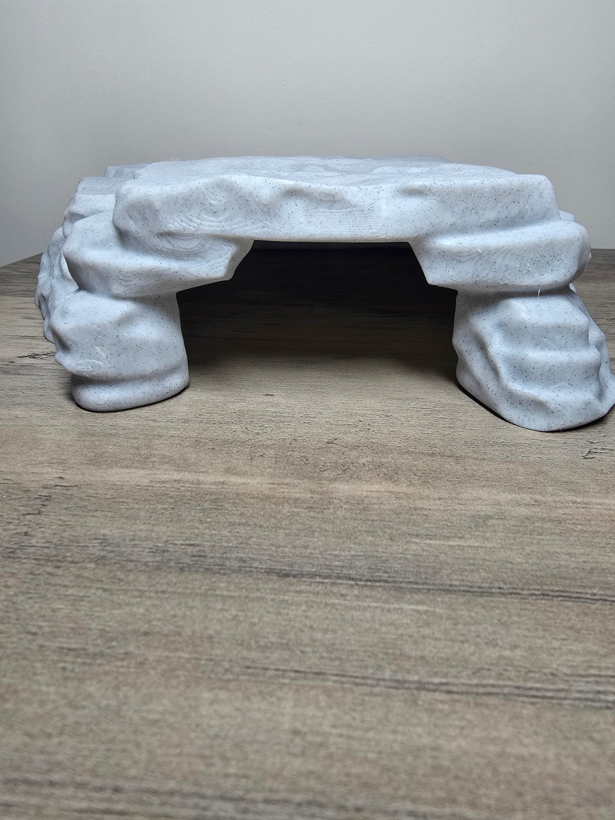 3D Printed Flat Top Rock Cave Aquarium Decor | Custom Color Hideaway | 4m3d Design Art