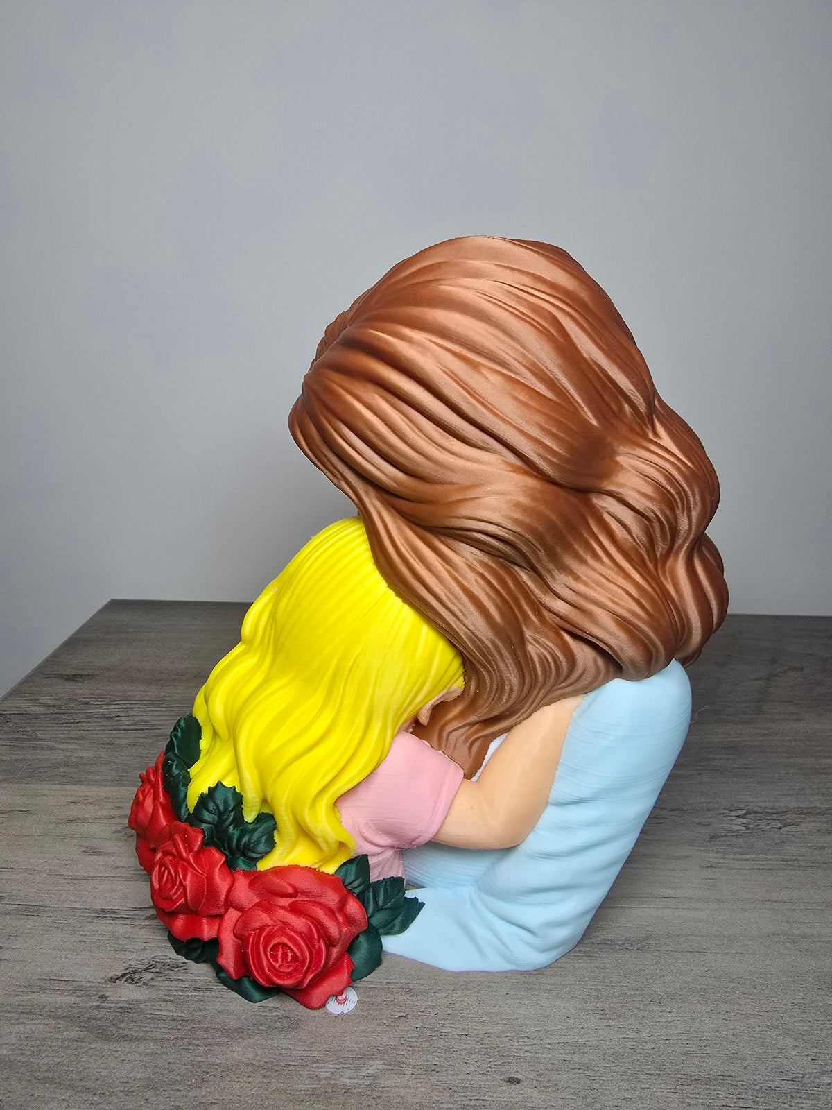 3D Printed Mother & Daughter Figurine | Sentimental Gift Sculpture | 4m3d Design Art
