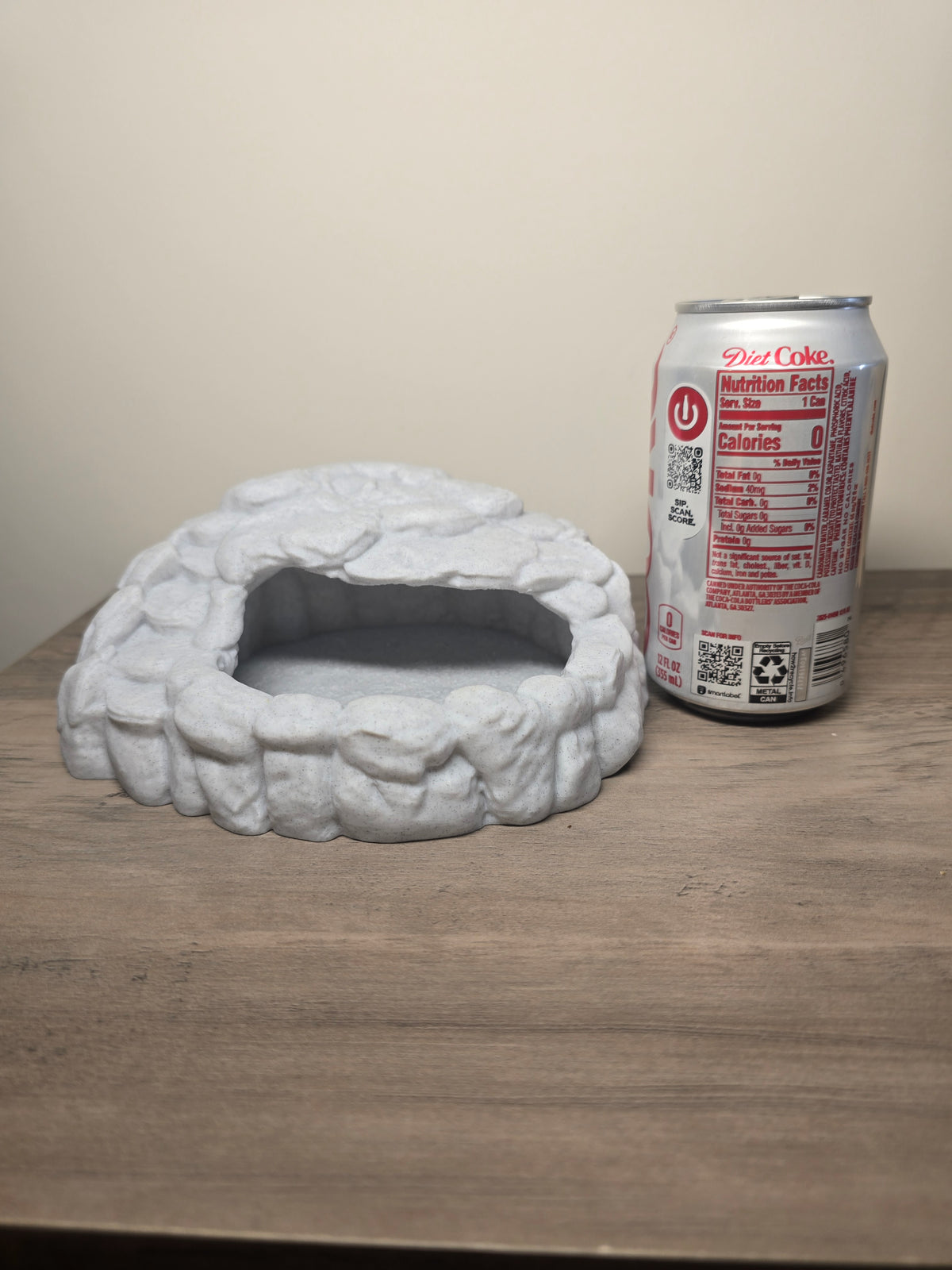 3D printed rock-style reptile bowl with recessed center