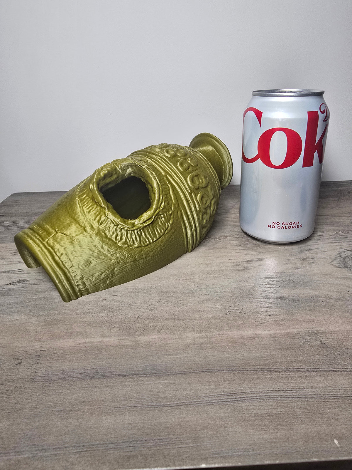 3D Printed Antique-Style Aquarium Vase | Fish Swim-Through & Hideaway | 4m3d Design Art