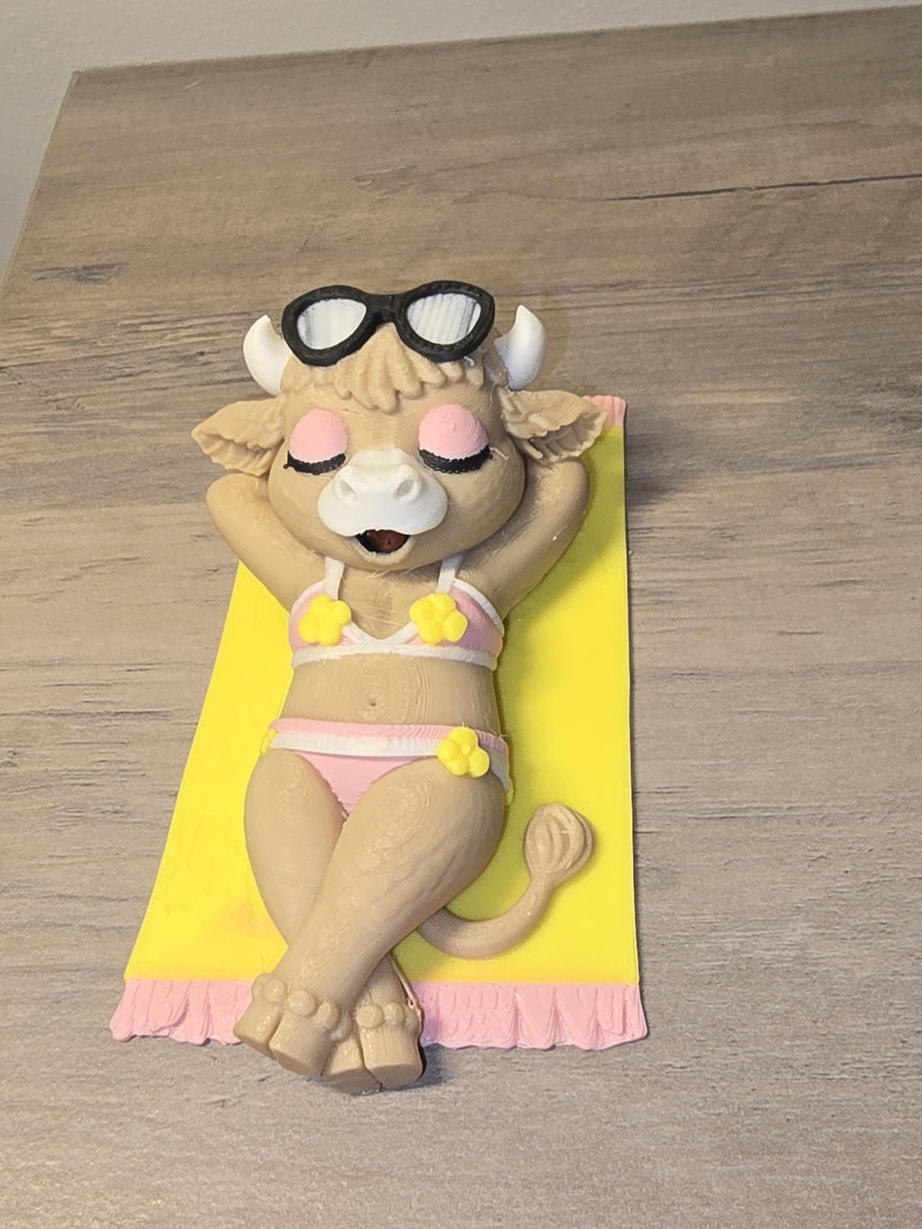 3D Printed Sunbathing Highland Cow Figurine | Bikini Beach Scene | 4m3d Design Art