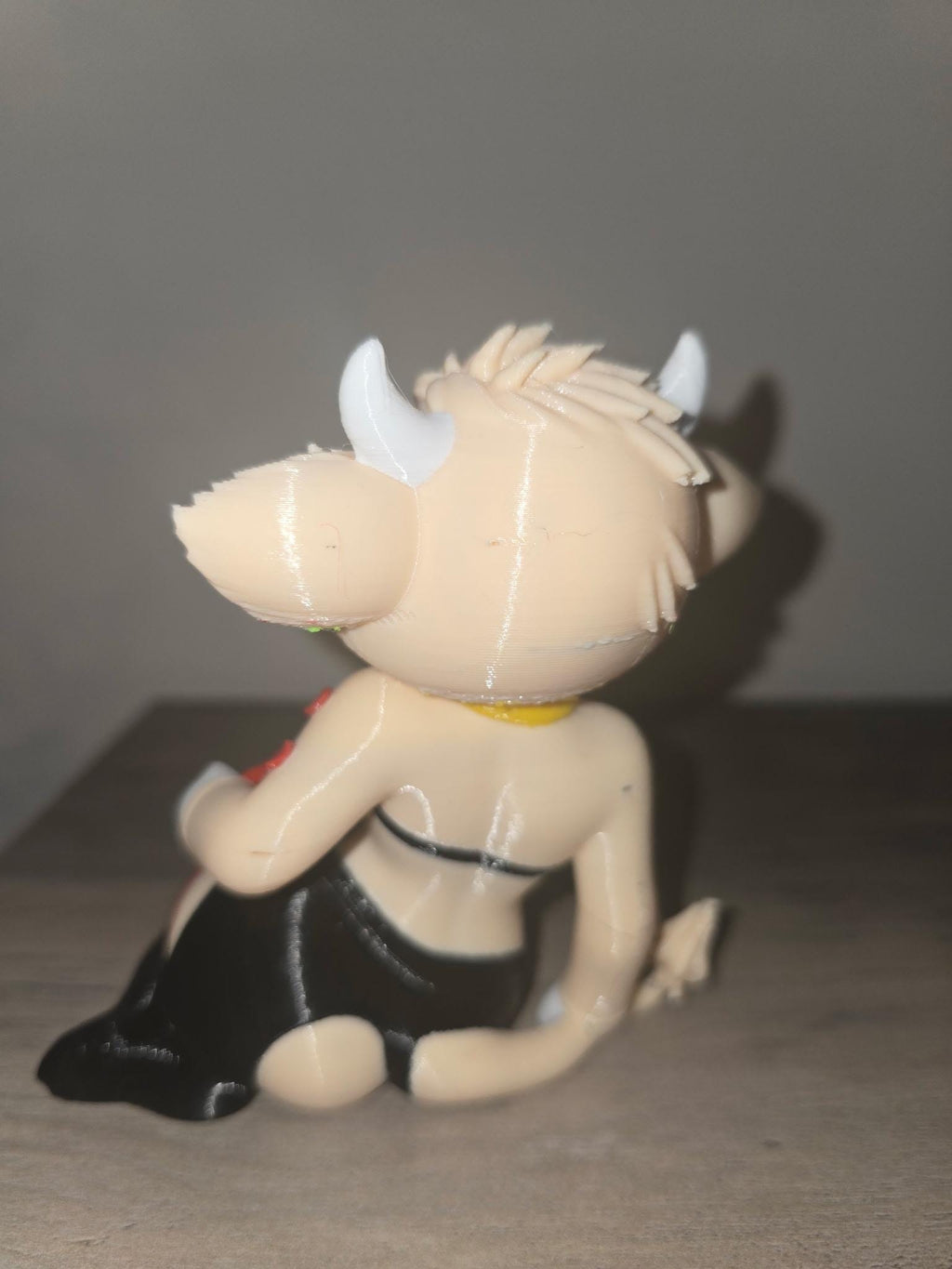 3D Printed Glamour Pose Highland Cow Figurine | Cheeky Pin-Up Design | 4m3d Design Art