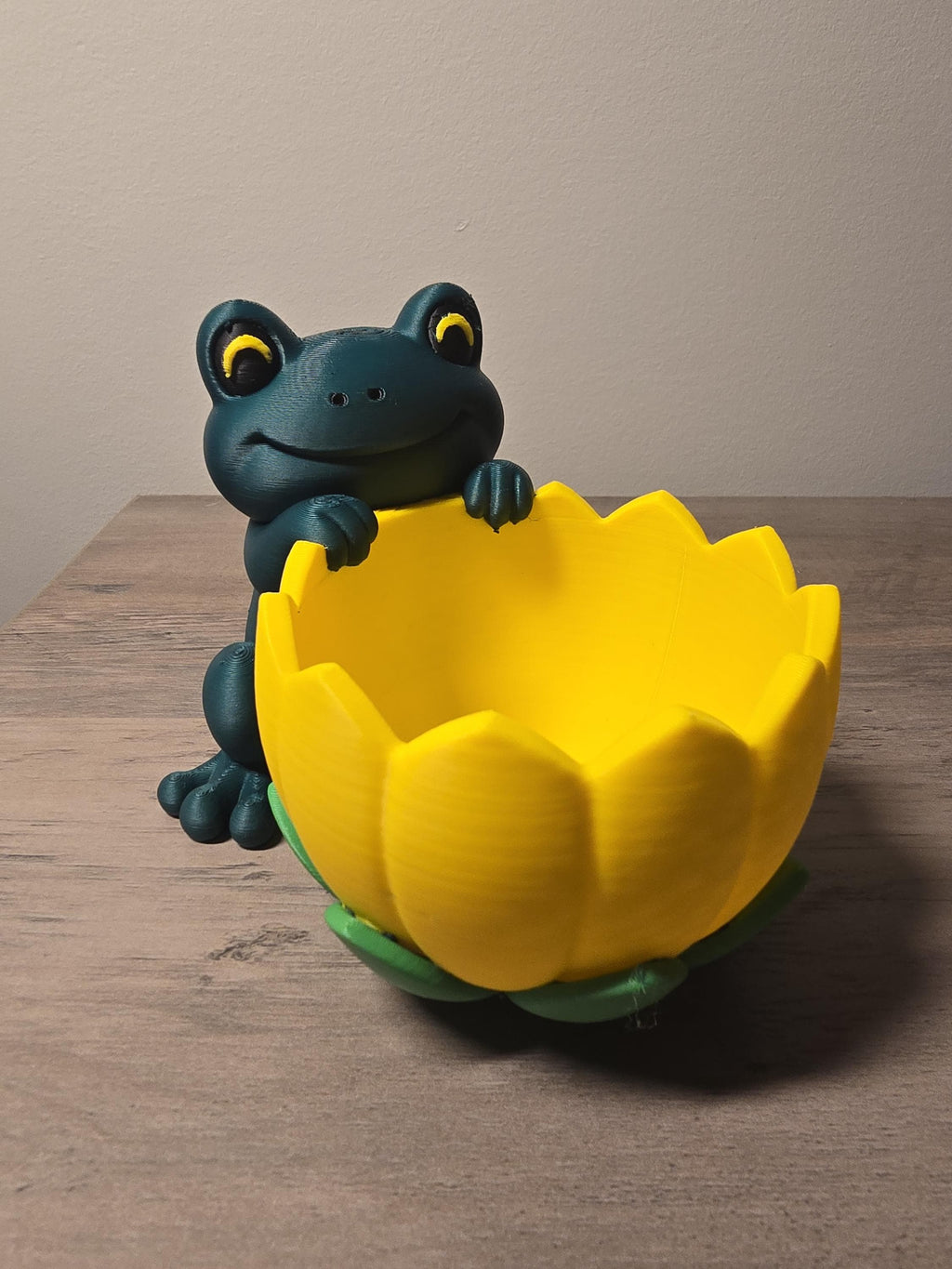 3D Printed Frog & Flower Planter | Jewelry Dish | Hand-Finished | 4m3d Design Art