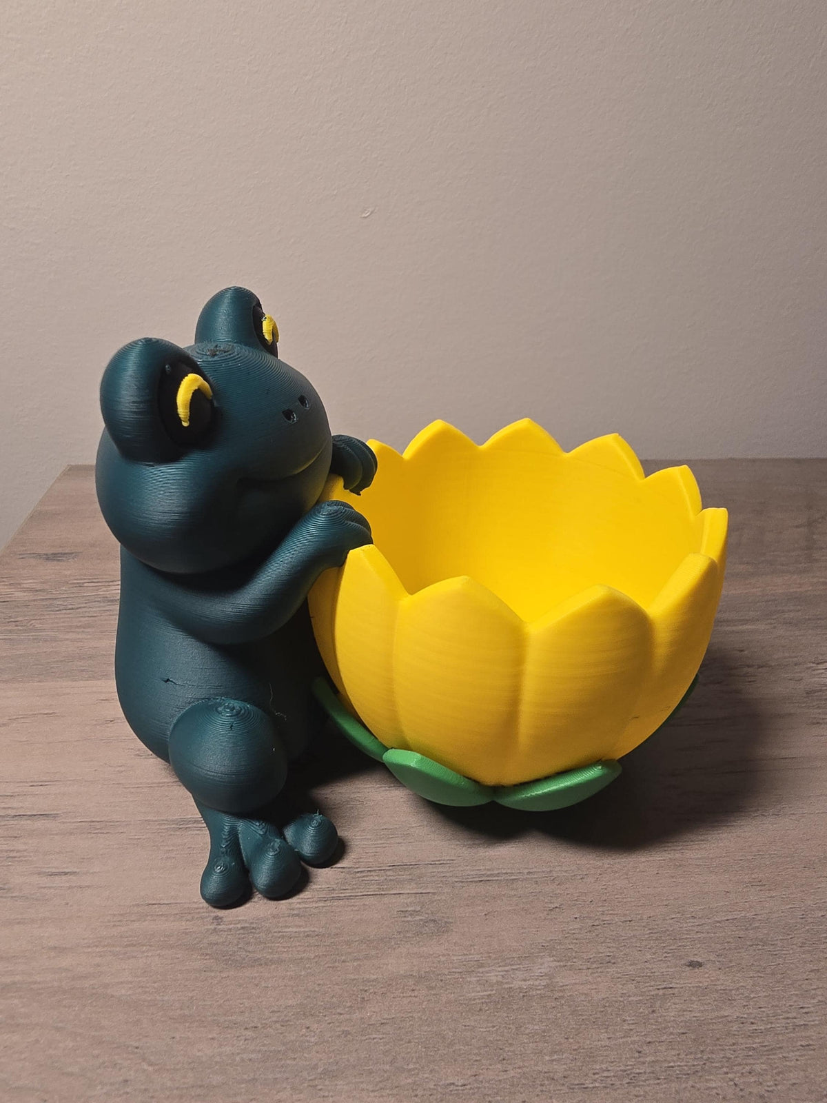 3D Printed Frog & Flower Planter | Jewelry Dish | Hand-Finished | 4m3d Design Art