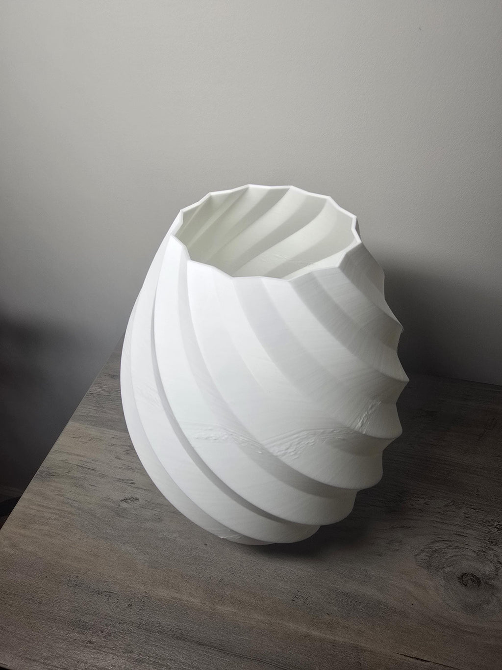 3D Printed Large Statement Vase | Oversized Floral Vase | 4m3d Design Art