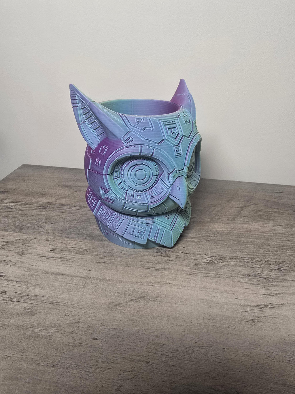 3D Printed Owl Shaped Planter | Small Indoor Plant Pot | 4m3d Design Art