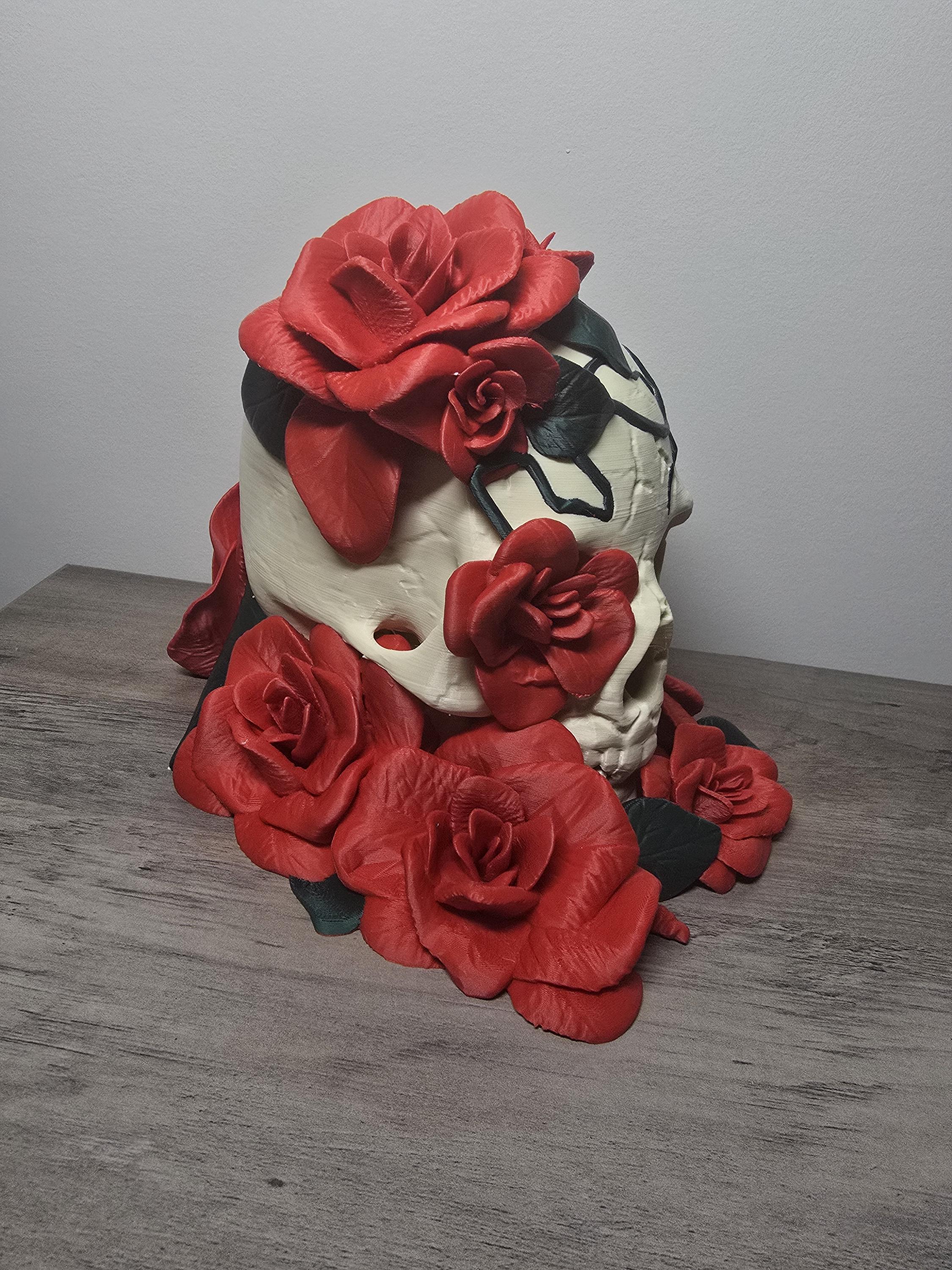 3D Printed Gothic Skull with Roses Figurine | Dark Home Decor | 4m3d Design Art