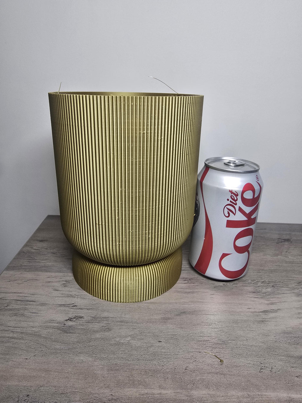3D Printed Ribbed Round Planter | 6x8 Inches | Indoor Plant Pot | 4m3d Design Art