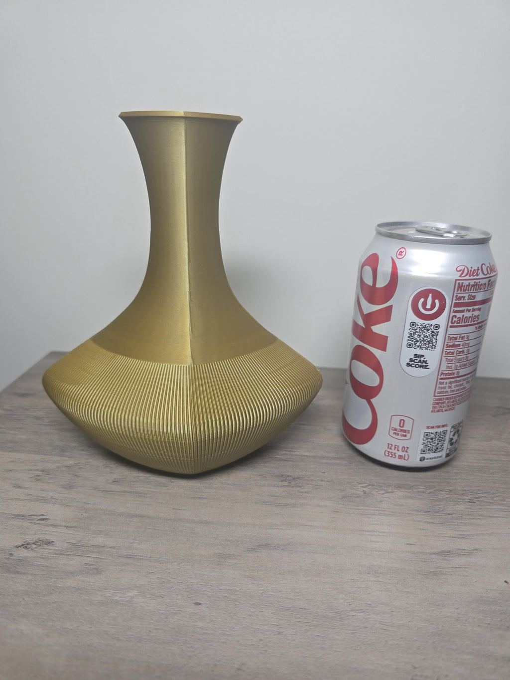3D Printed Tapered Ribbed Decorative Vase | Modern Home Decor | Custom Colors | 4m3d Design Art