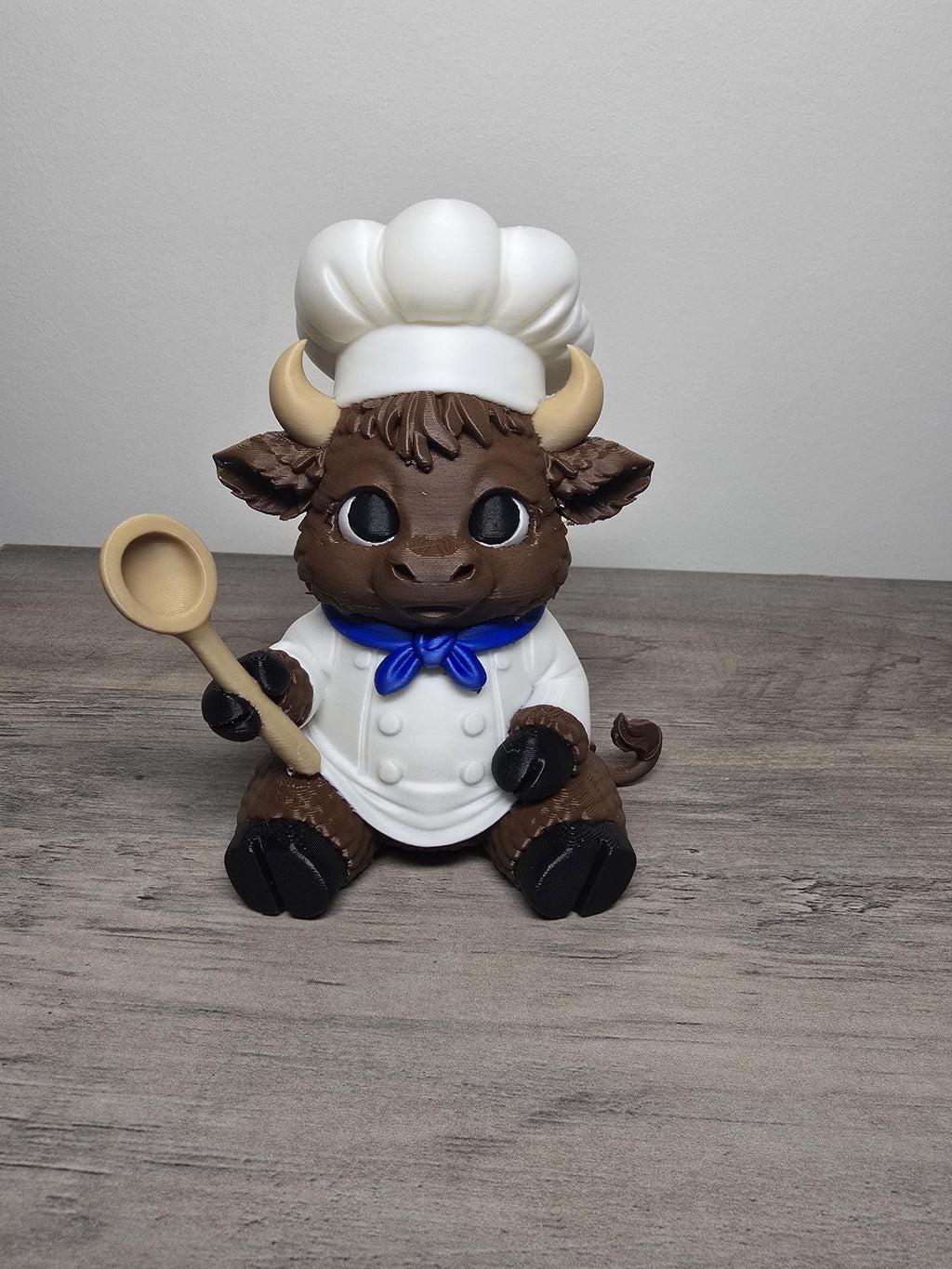 3D Printed Highland Cow Chef Figurine | Apron & Spoon | Hand-Finished | 4m3d Design Art