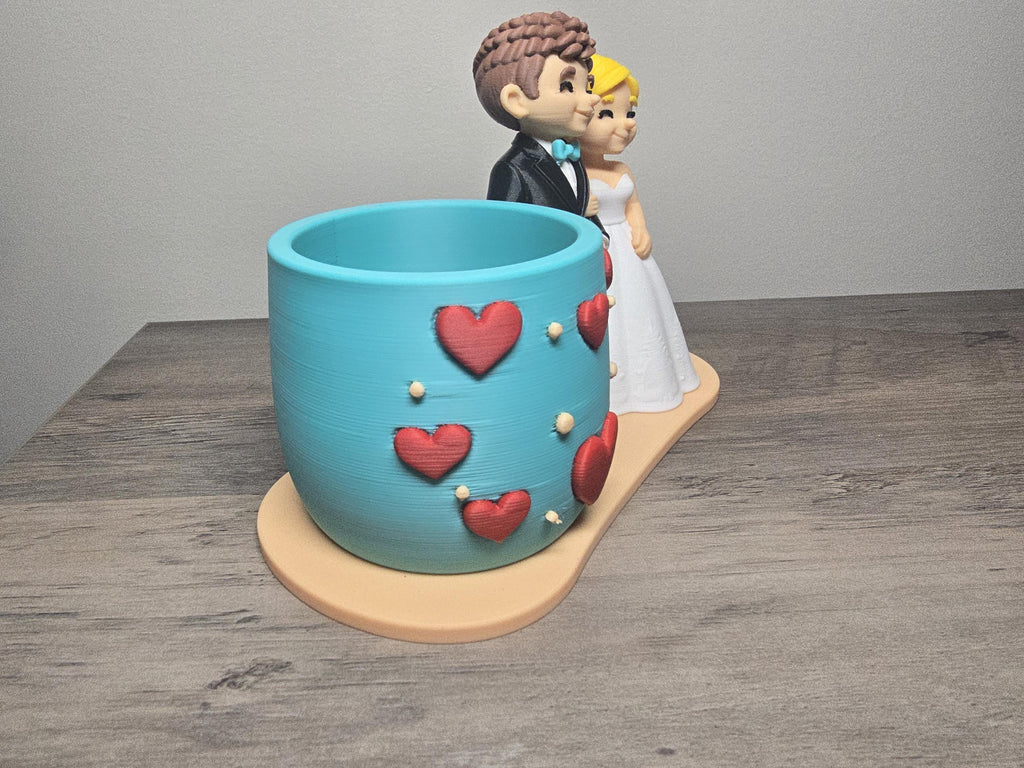 3D Printed Bride and Groom Planter | Wedding Favor | Catch-All for Keys & Jewelry | 4m3d Design Art