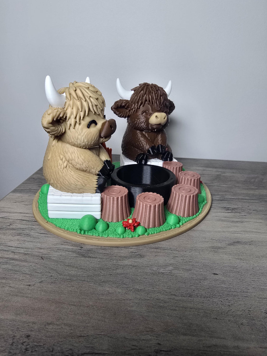 3D Printed Highland Cows Campfire Tealight Holder | Cozy Home Decor | 4m3d Design Art