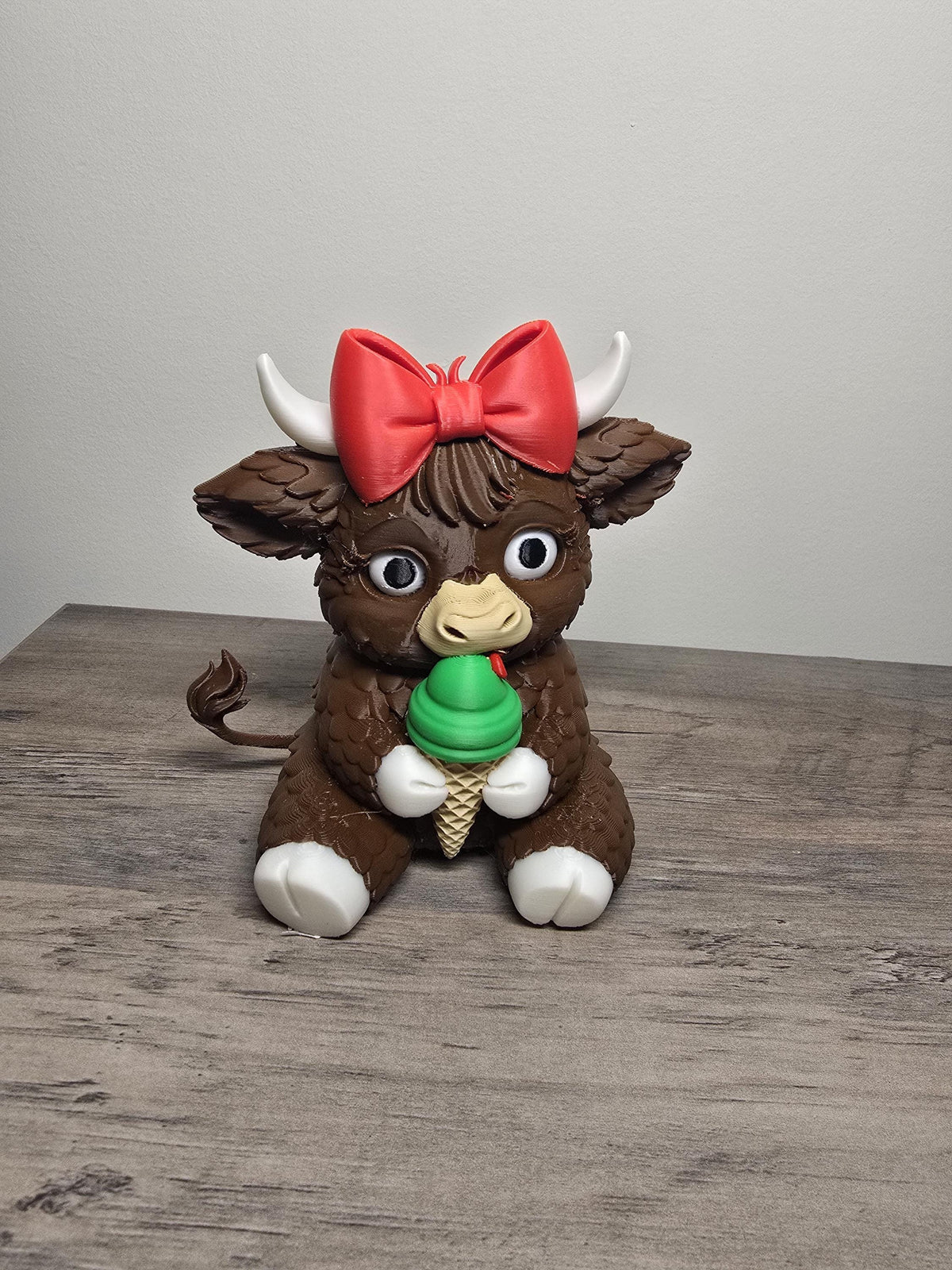 3D Printed Little Girl Highland Cow Figurine | Ice Cream Cone | Hand-Finished | 4m3d Design Art