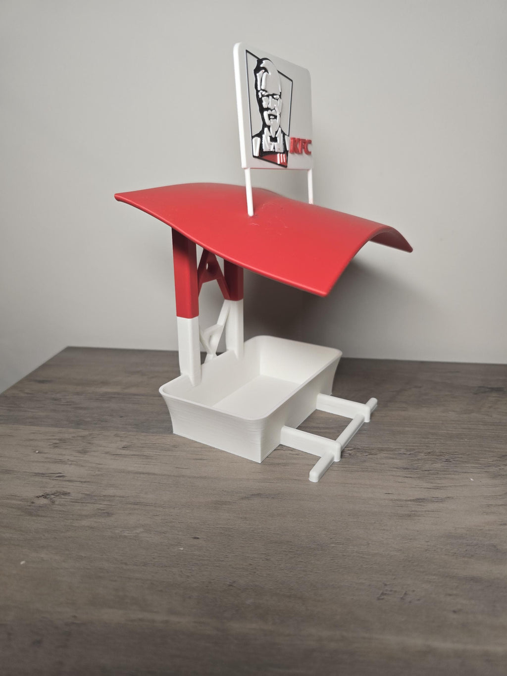 3D Printed KFC-Style Bird Feeder | Funny Outdoor Decor | 5x6x8 In | 4m3d Design Art