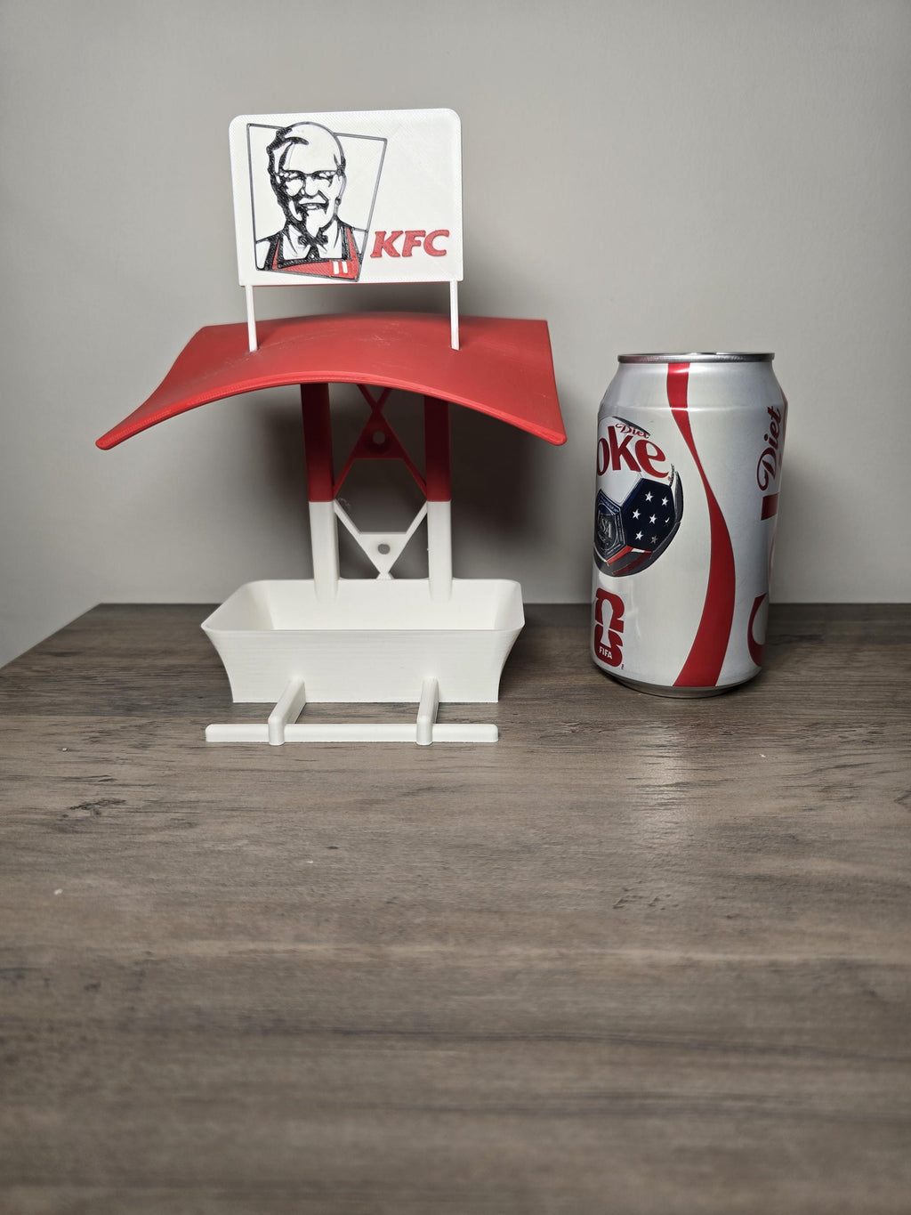 3D Printed KFC-Style Bird Feeder | Funny Outdoor Decor | 5x6x8 In | 4m3d Design Art