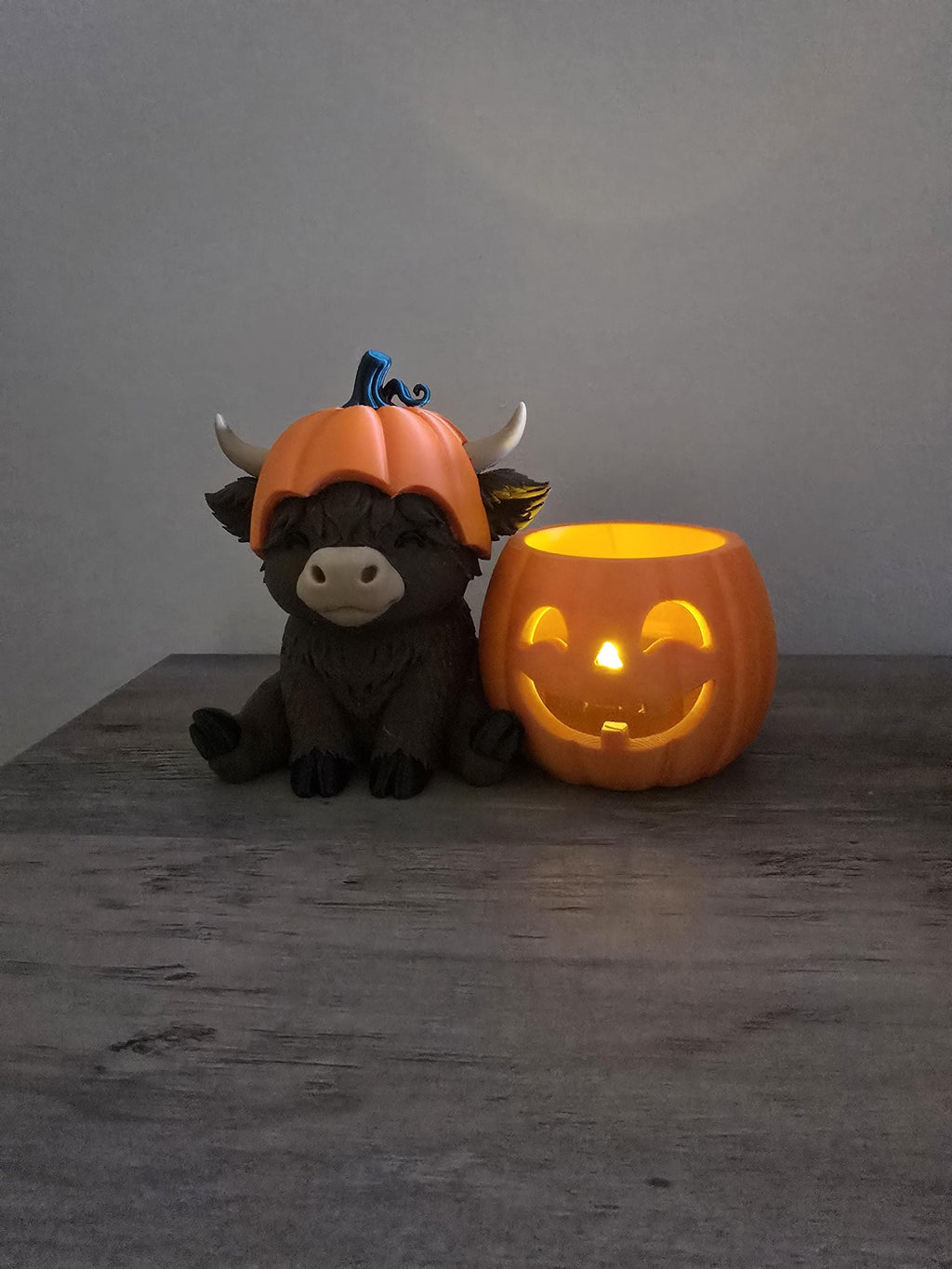 3D Printed Pumpkin Head Highland Cow Tealight Candle Holder | Halloween Decor | 4m3d Design Art