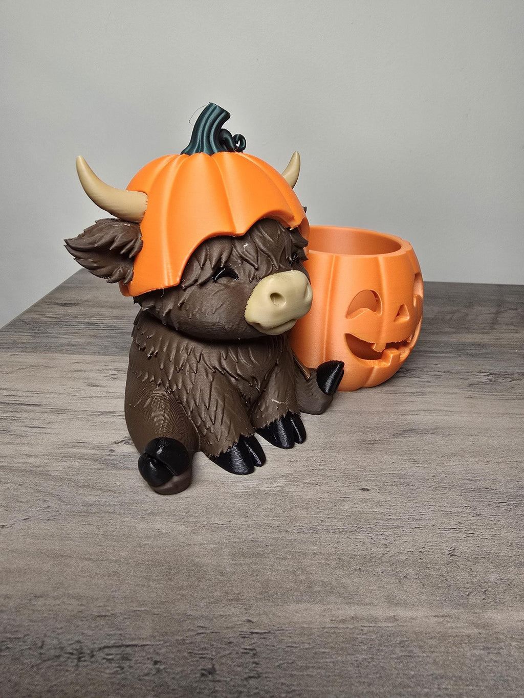 3D Printed Pumpkin Head Highland Cow Tealight Candle Holder | Halloween Decor | 4m3d Design Art