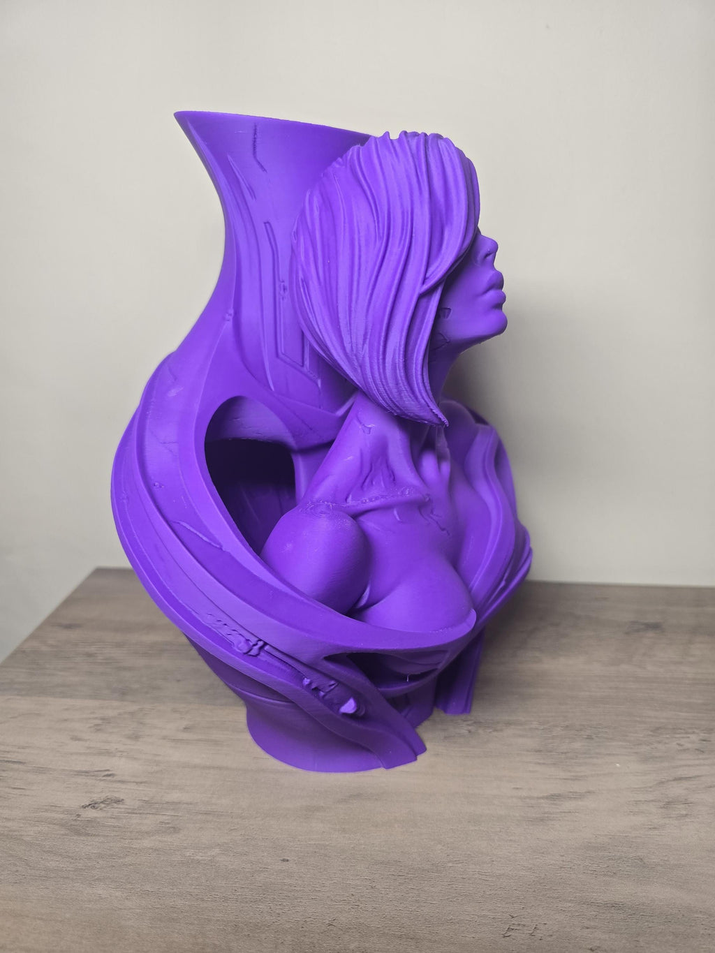 3D Printed Cyberpunk Judy Vase | Decorative Vase for Artificial Stems | 4m3d Design Art